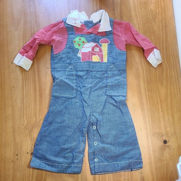 Vintage Toddler Caddle Togs Farm Barn Overalls peek-a-boo barn door, Size 18-24